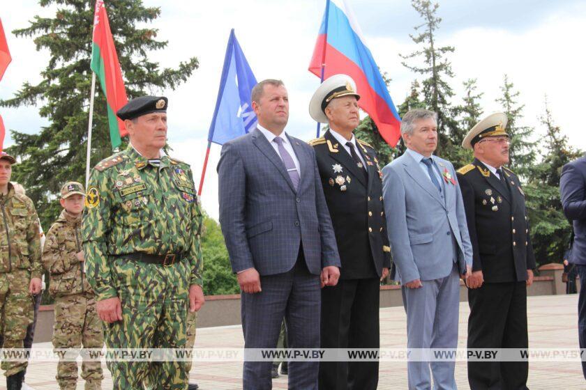 В Пинске состоялись торжественные мероприятия, посвященные Дню Государственного флага, Государственного герба и Государственного гимна Республики Беларусь