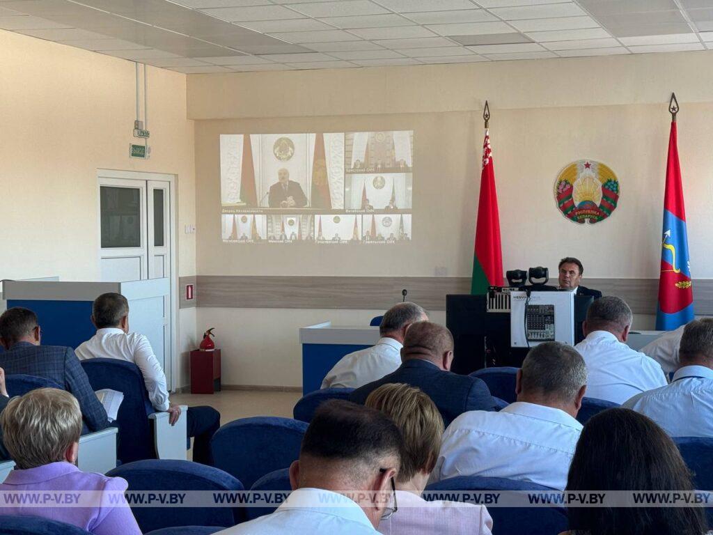 Уборочная и преодоление последствий стихии. Лукашенко собрал селекторное совещание Уборочная и преодоление последствий стихии. Лукашенко собрал селекторное совещание