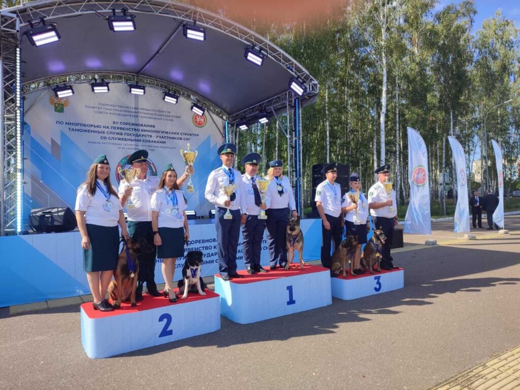 Команда Беларуси одержала победу на международных соревнованиях кинологов в Казани