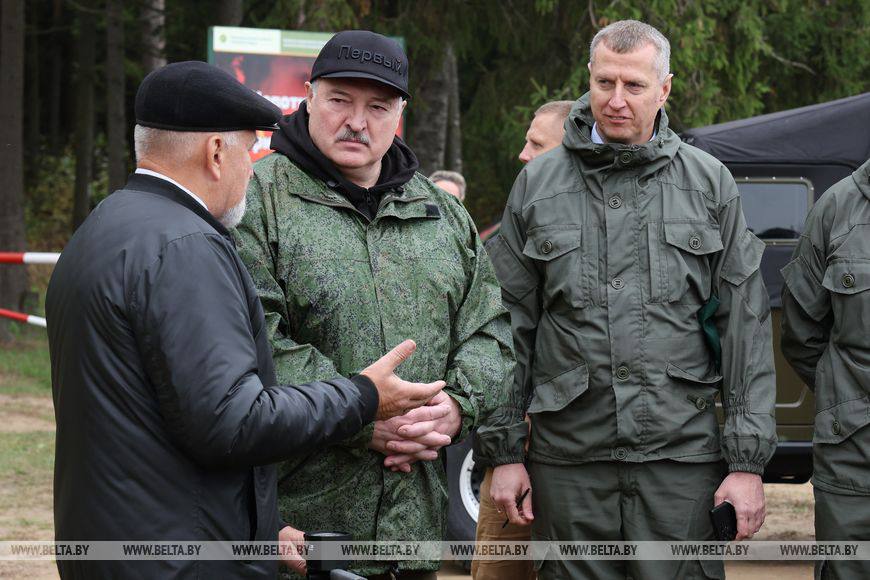 Что лучше - зарубежные или свои? Лукашенко ознакомился с результатами эксперимента по возделыванию кукурузы разных сортов