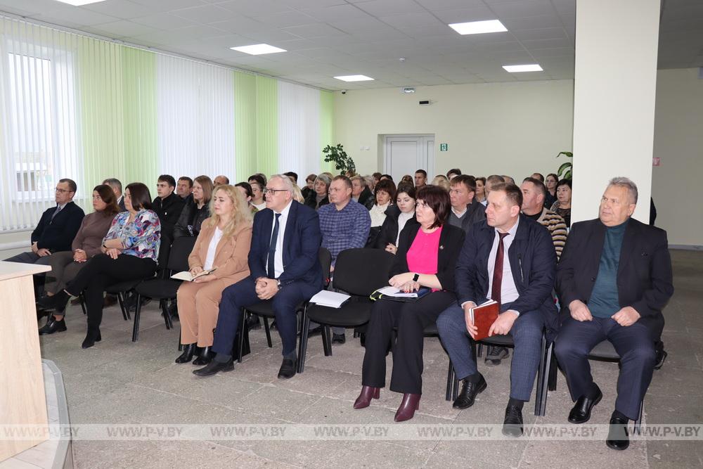 Жители Городищенского сельсовета могли задать вопросы участникам ИПГ Пинского райисполкома