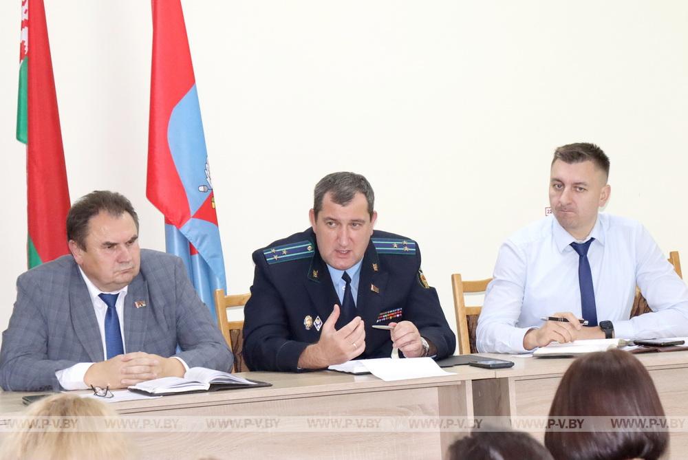 Правоохранители продолжают выявлять участников «пинской бойни» в 2020 году Правоохранители продолжают выявлять участников «пинской бойни» в 2020 году