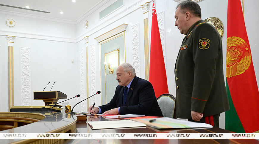 Лукашенко утвердил замысел обороны Беларуси на следующую пятилетку