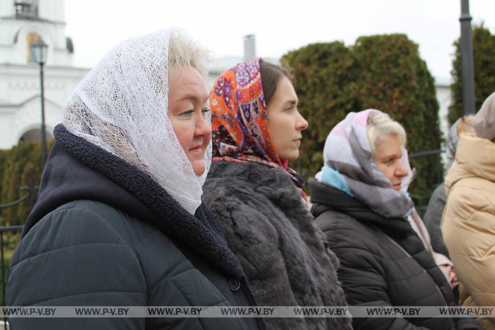 Поездка активистов Пинской городской организации "РОО Белая Русь" в Полоцк