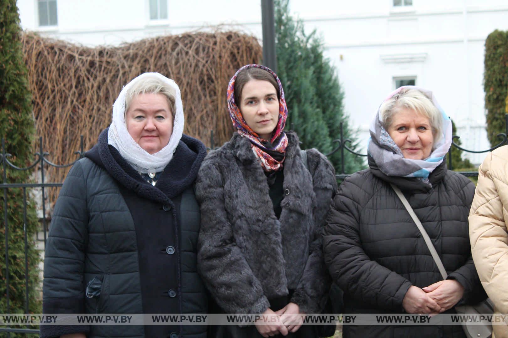 Поездка активистов Пинской городской организации "РОО Белая Русь" в Полоцк