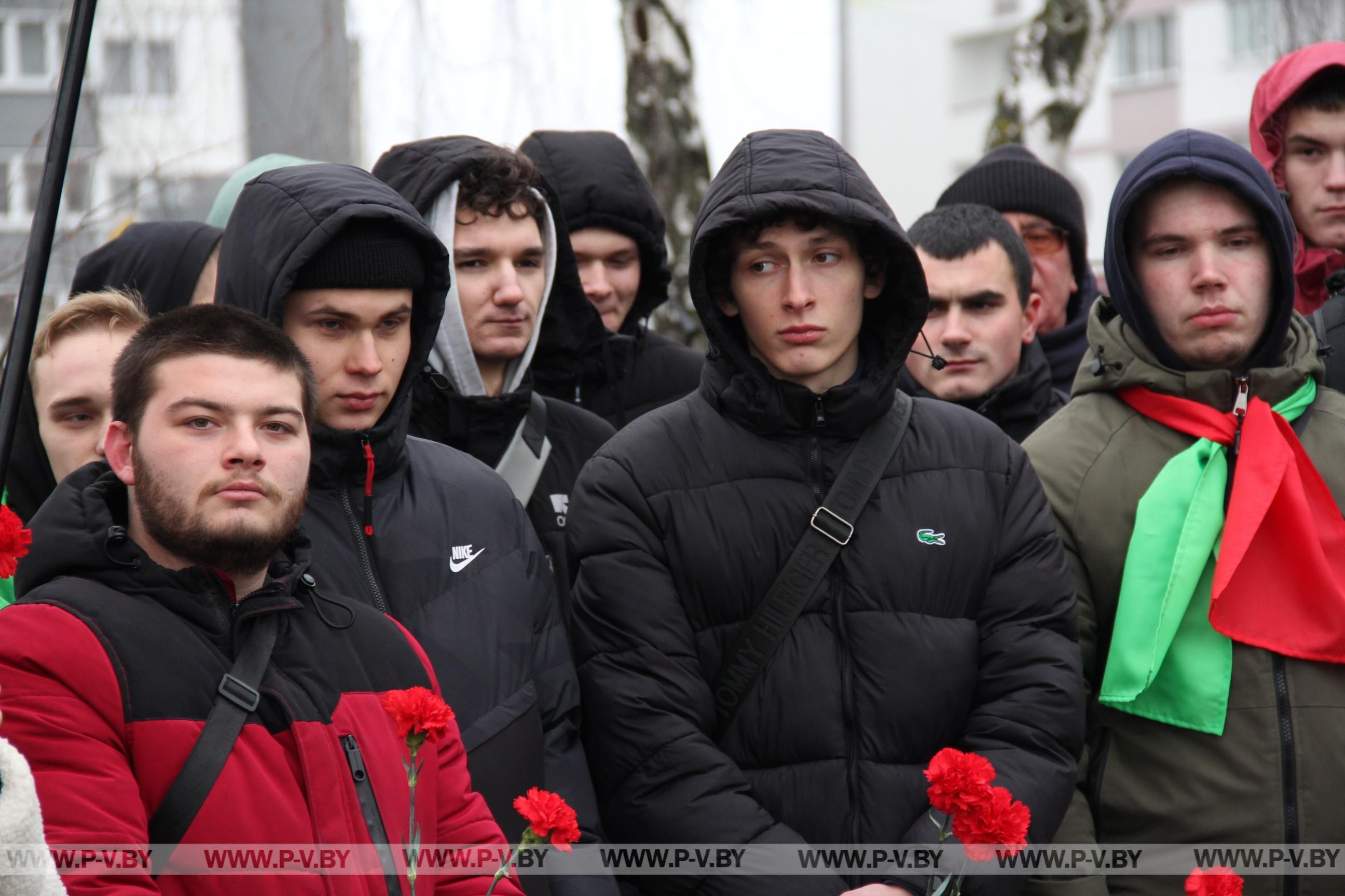 В Пинске отметили Международный день памяти жертв преступления геноцида