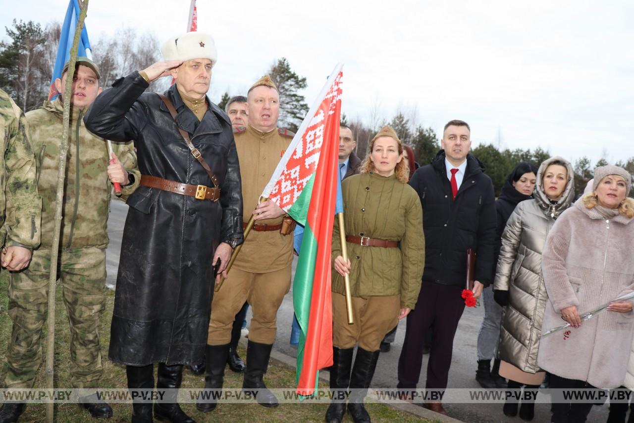 В Пинском районе почтили память трагически погибшего 80 лет назад прокурора Виктора Морозова