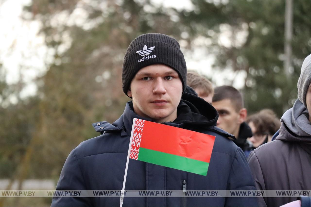 В Пинском районе почтили память трагически погибшего 80 лет назад прокурора Виктора Морозова