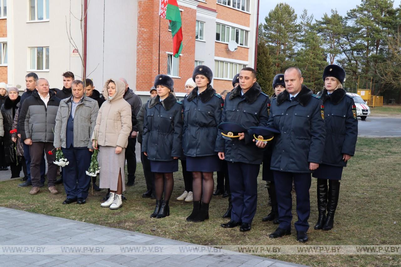 В Пинском районе почтили память трагически погибшего 80 лет назад прокурора Виктора Морозова