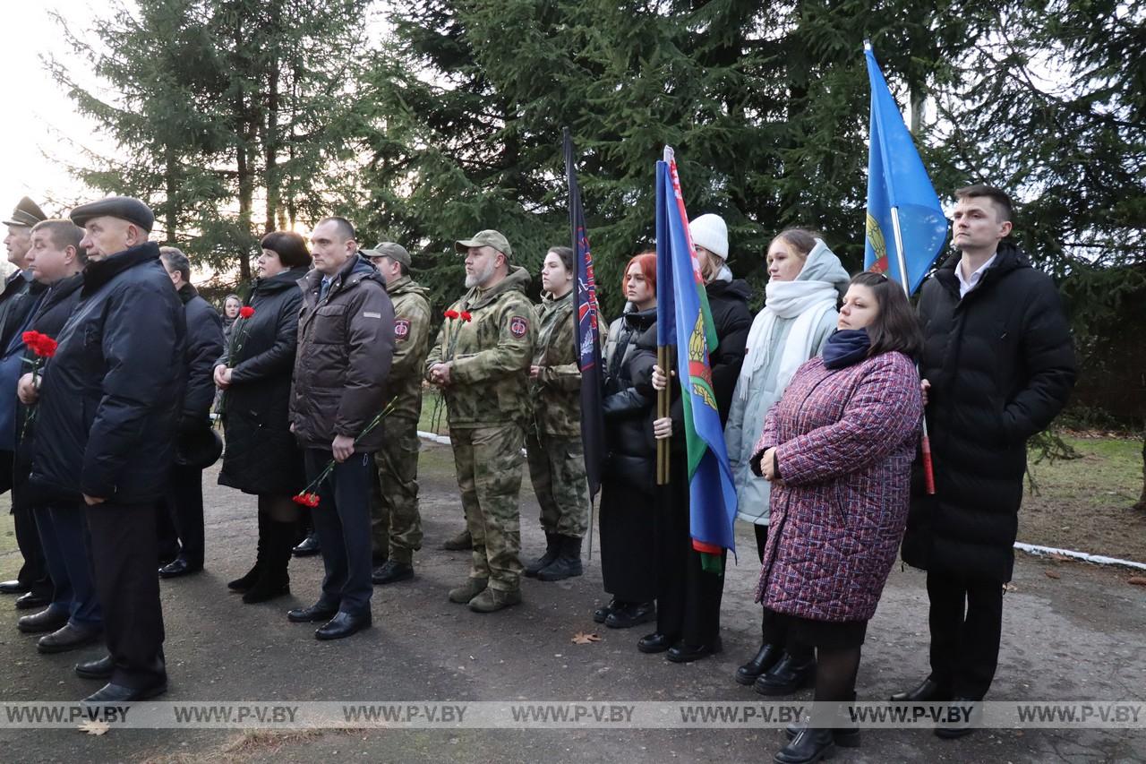 В Пинском районе почтили память трагически погибшего 80 лет назад прокурора Виктора Морозова