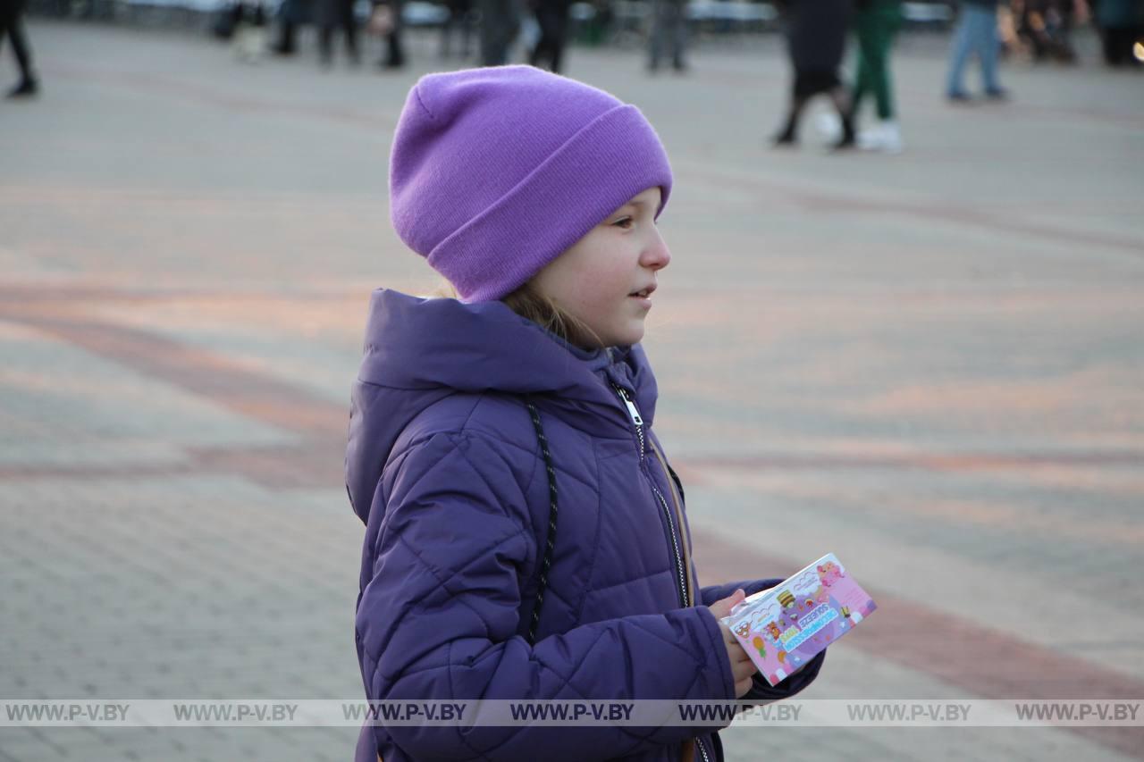 Торжественное открытие новогодней елки в Пинске