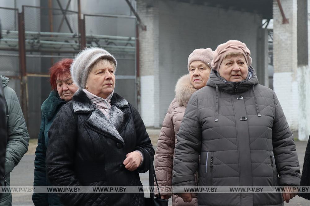 Пинский винзавод в честь 85-летия пригласил своих ветеранов на экскурсию