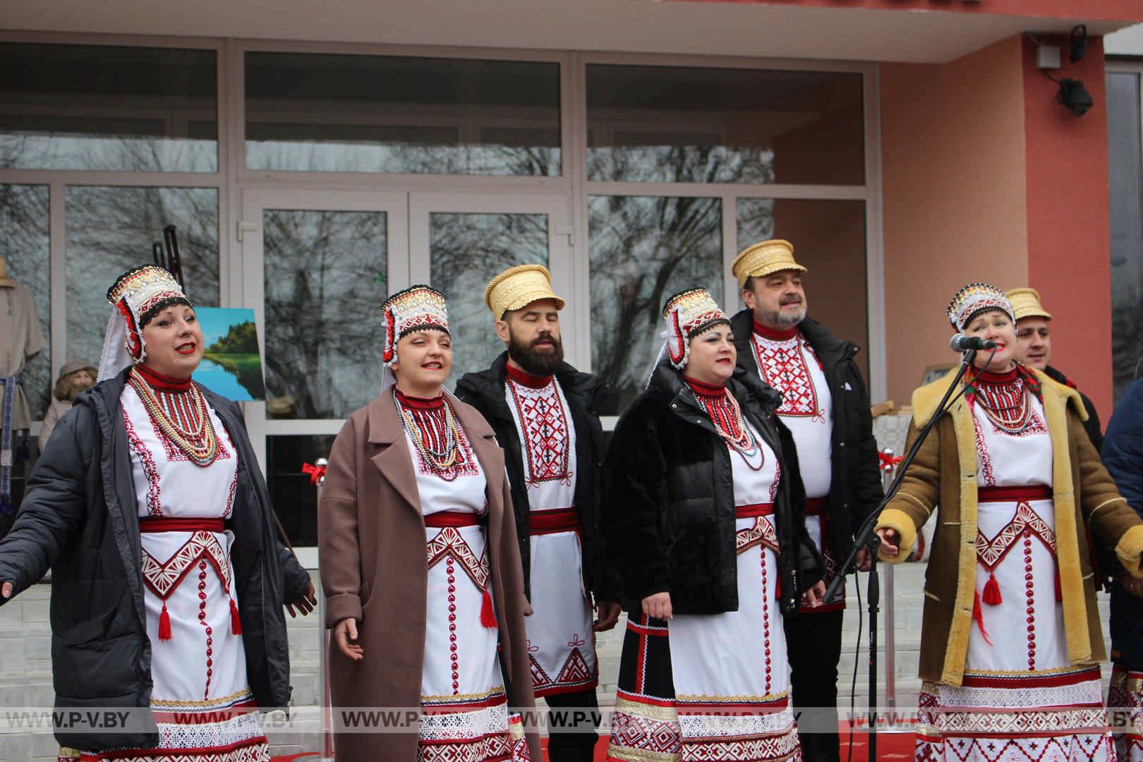 Пинская фабрика художественных изделий «Крыніца Палесся» торжественно открыла свои двери после реконструкции