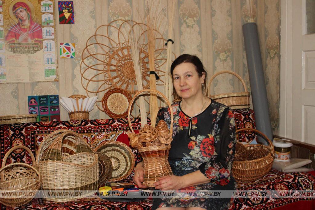 Искусство рукоделия Надежды Кононович из деревни Плоскинь