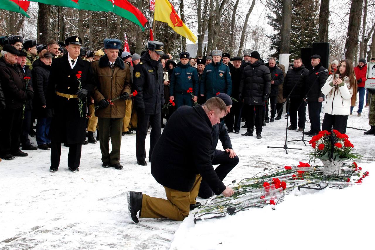 15 февраля в Пинске, как и по всей Беларуси, отмечается День памяти воинов-интернационалистов