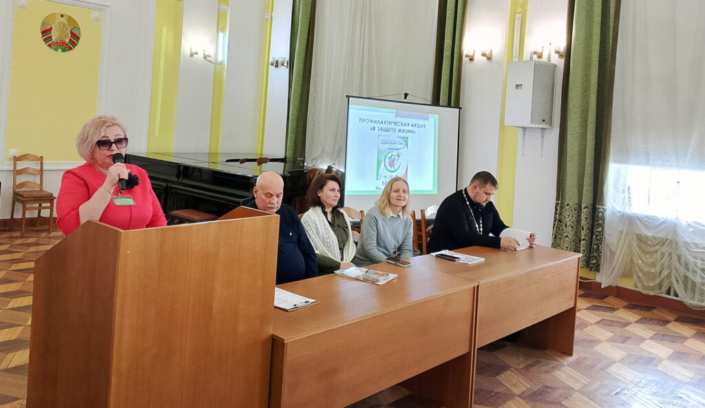 В Пинском колледже искусств прошла акция «В защиту жизни!»