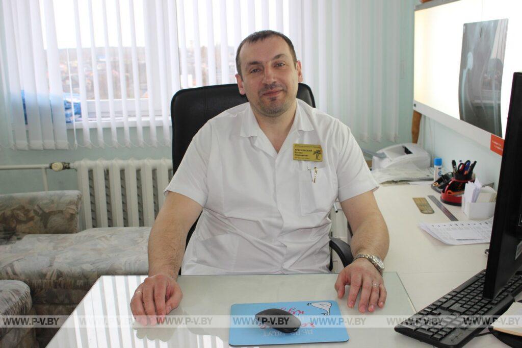 Узнали, сколько Пинские медики ежемесячно заменяют эндопротезами тазобедренных и коленных суставов