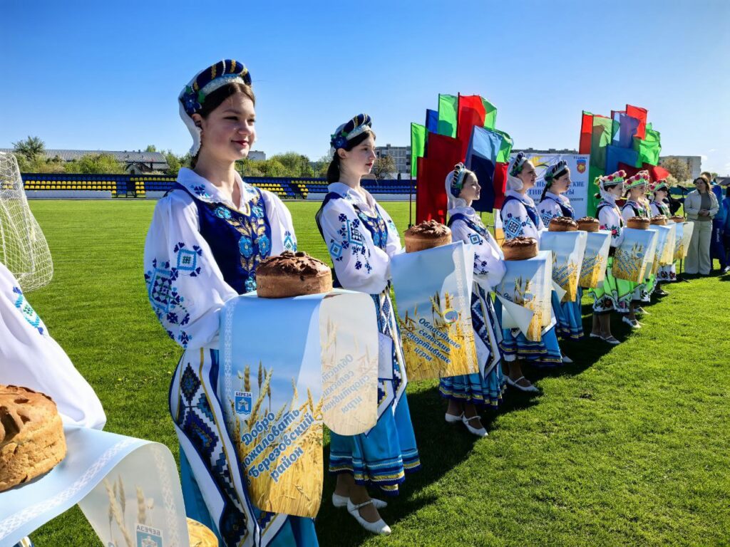 У команды Пинского района – бронза У команды Пинского района – бронза