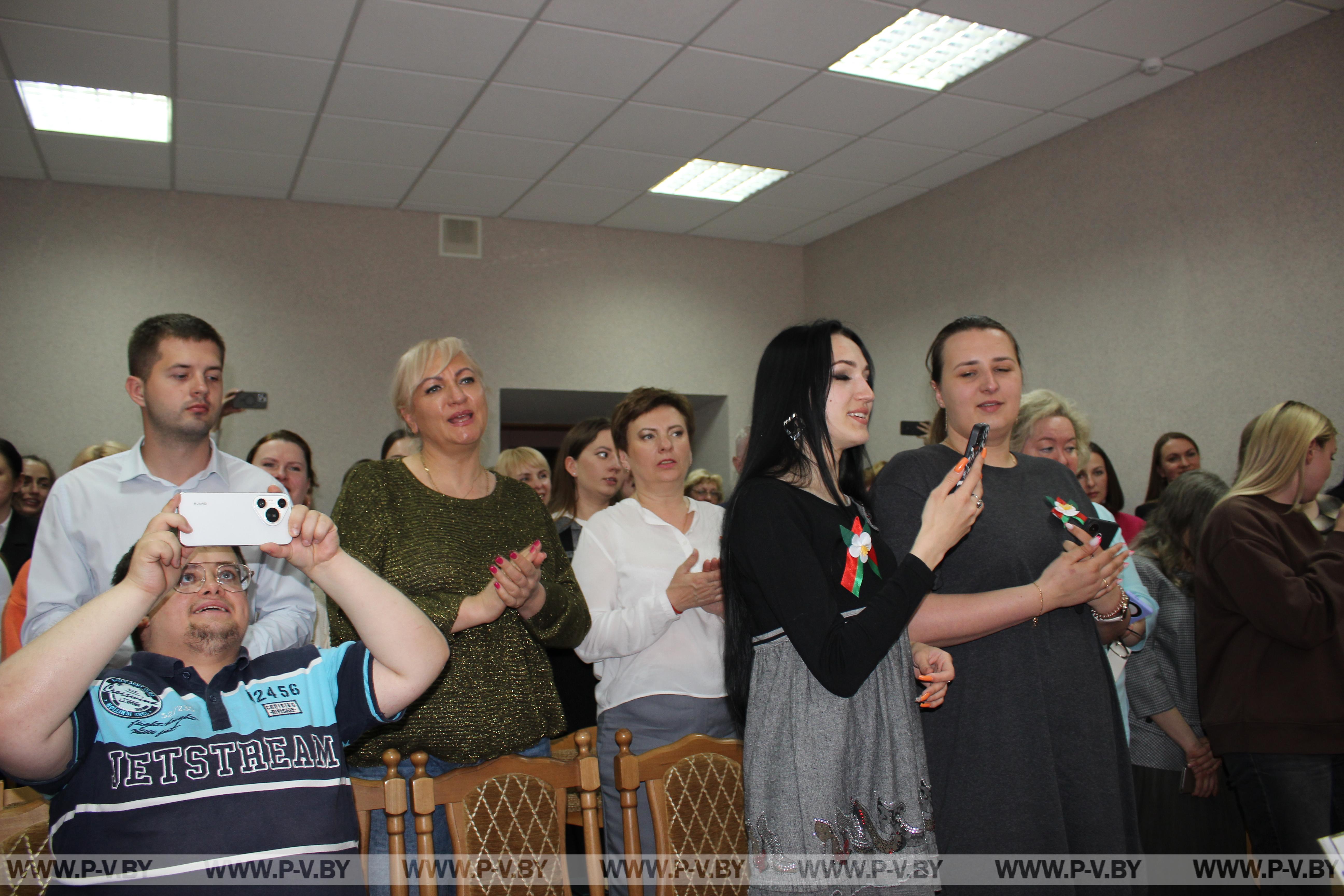 Песни – в честь родных, освободителей нашей земли