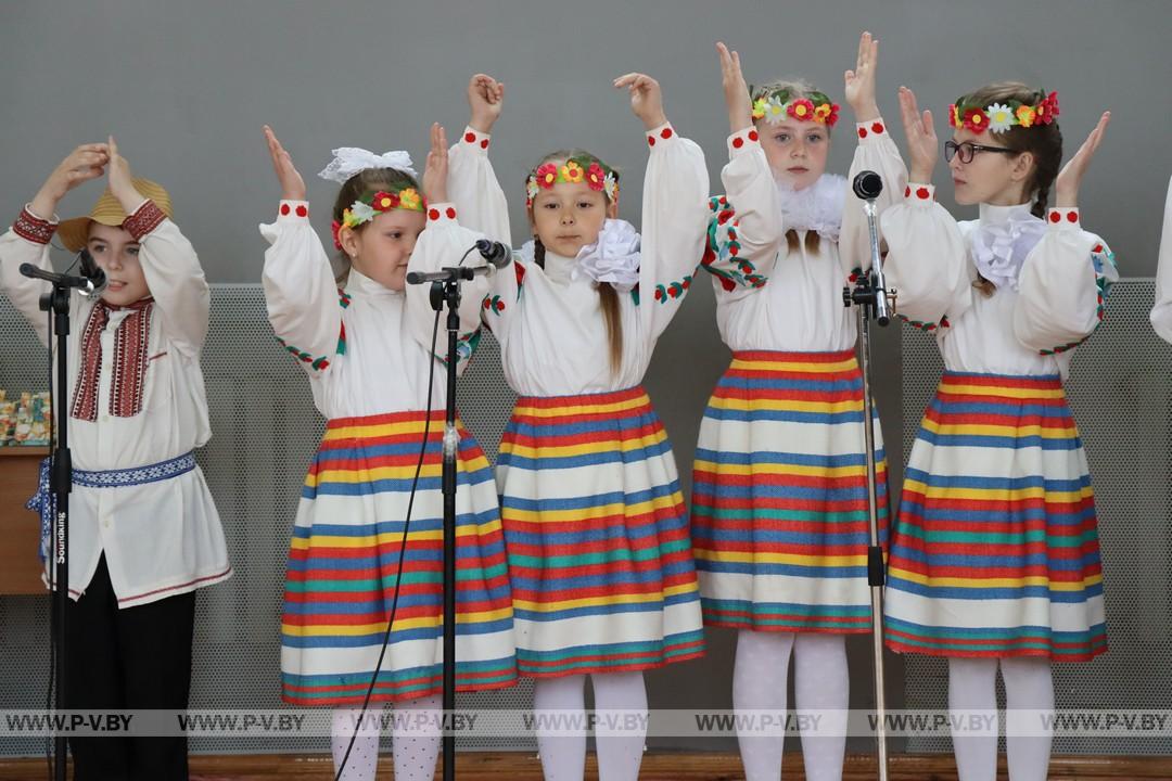 Последний звонок прозвенел в Стытычевской средней школе