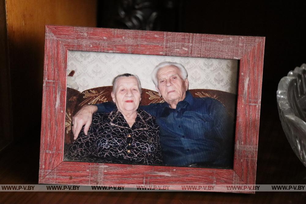Пинские милиционеры навестили вдову ветерана Каменского