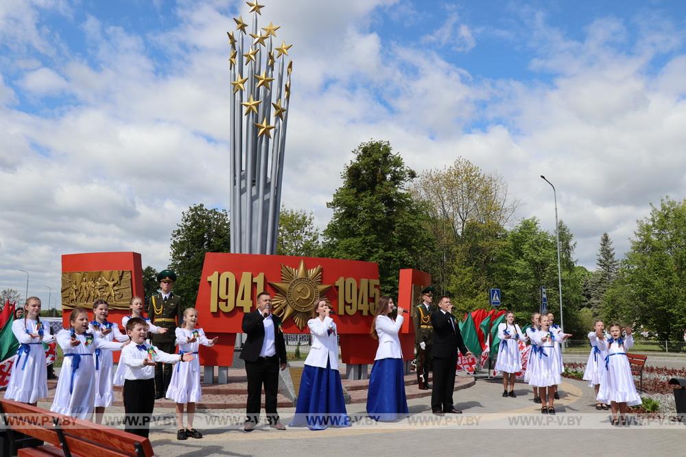 В Пинском районе открыли соборный памятник 80-летия Победы