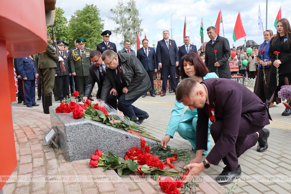 В Пинском районе открыли соборный памятник 80-летия Победы
