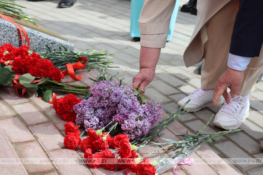 В Пинском районе открыли соборный памятник 80-летия Победы