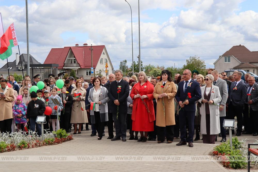 В Пинском районе открыли соборный памятник 80-летия Победы