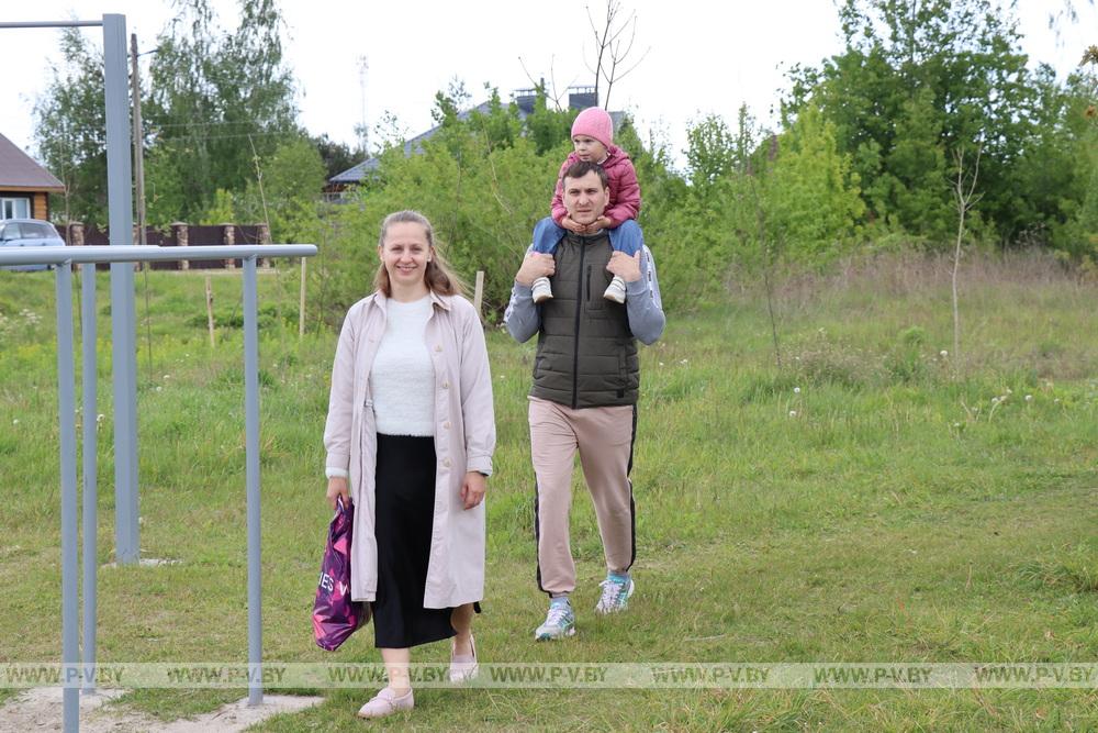В Пинске в микрорайоне Верасы прошел семейный праздник