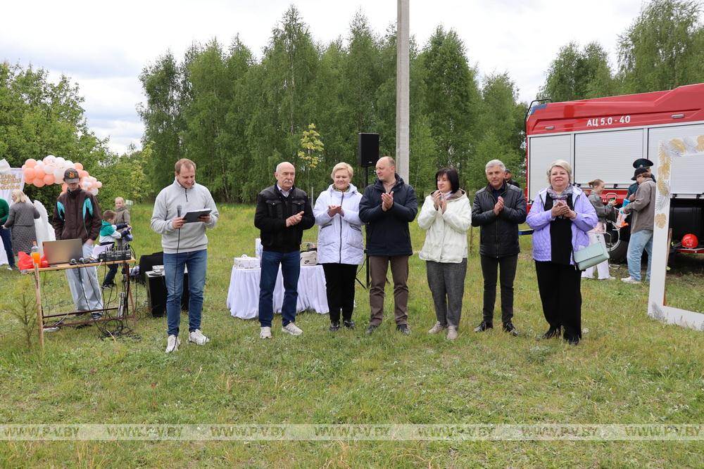 В Пинске в микрорайоне Верасы прошел семейный праздник