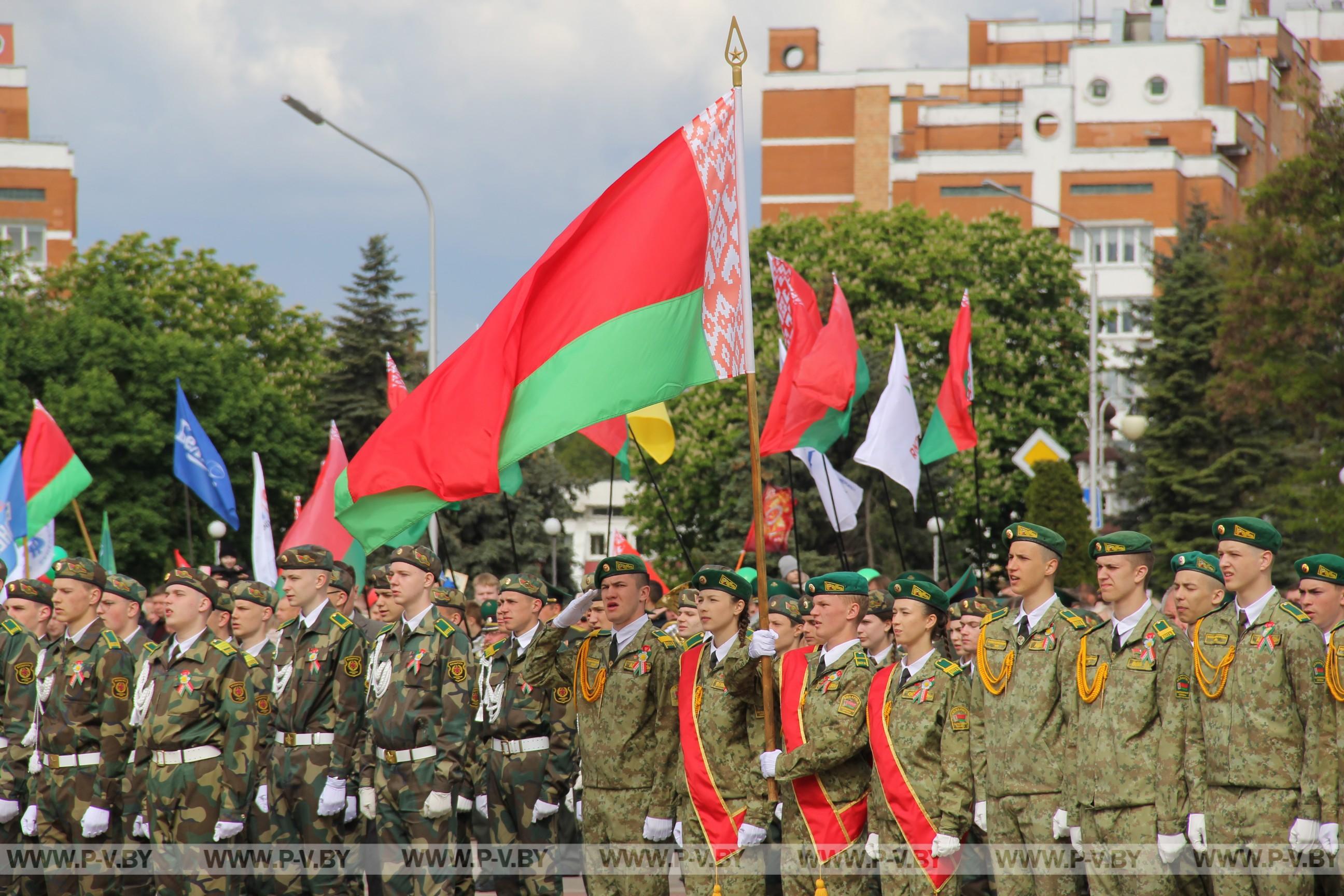 Пинск празднует день Победы