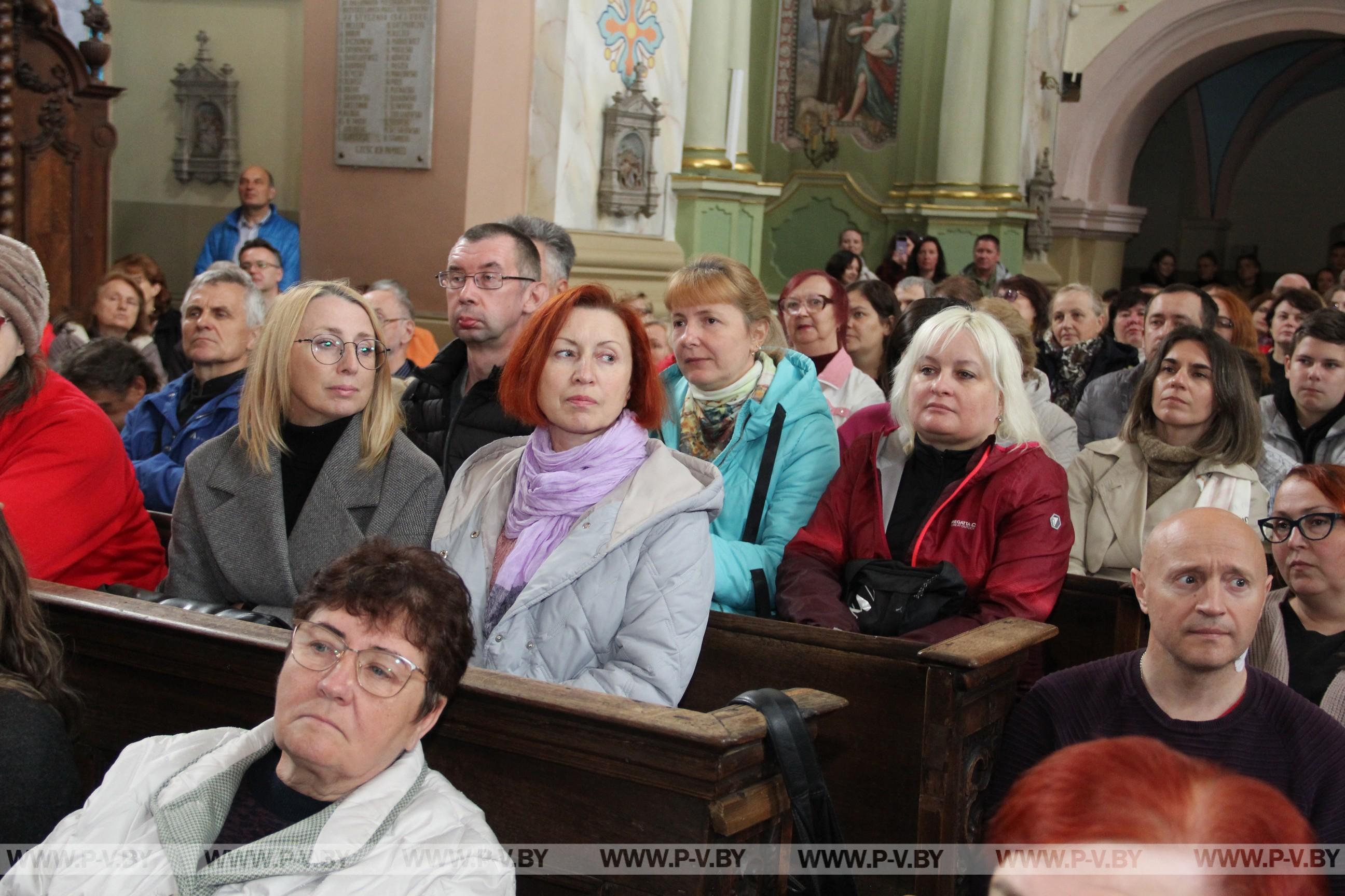 В Пинске открылся фестиваль духовной и академической органной музыки