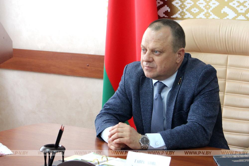 В Пинском райисполкоме личный приём провел сенатор Эдуард Гаврилкович