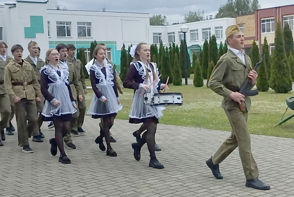 В Парохонской школе растут патриоты