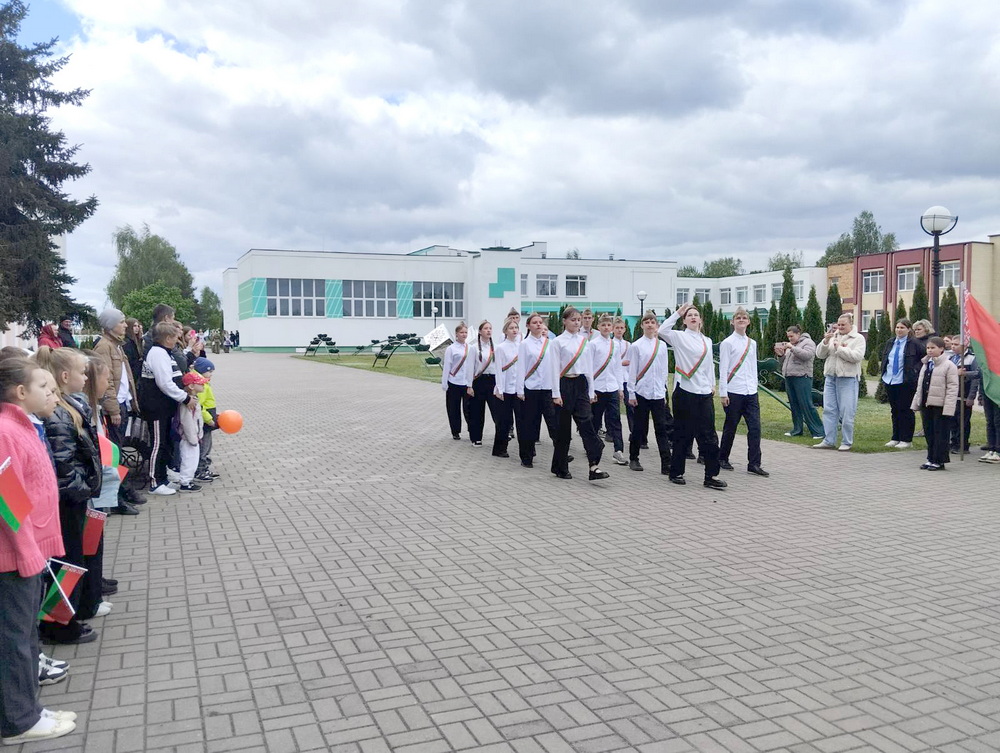 В Парохонской школе растут патриоты