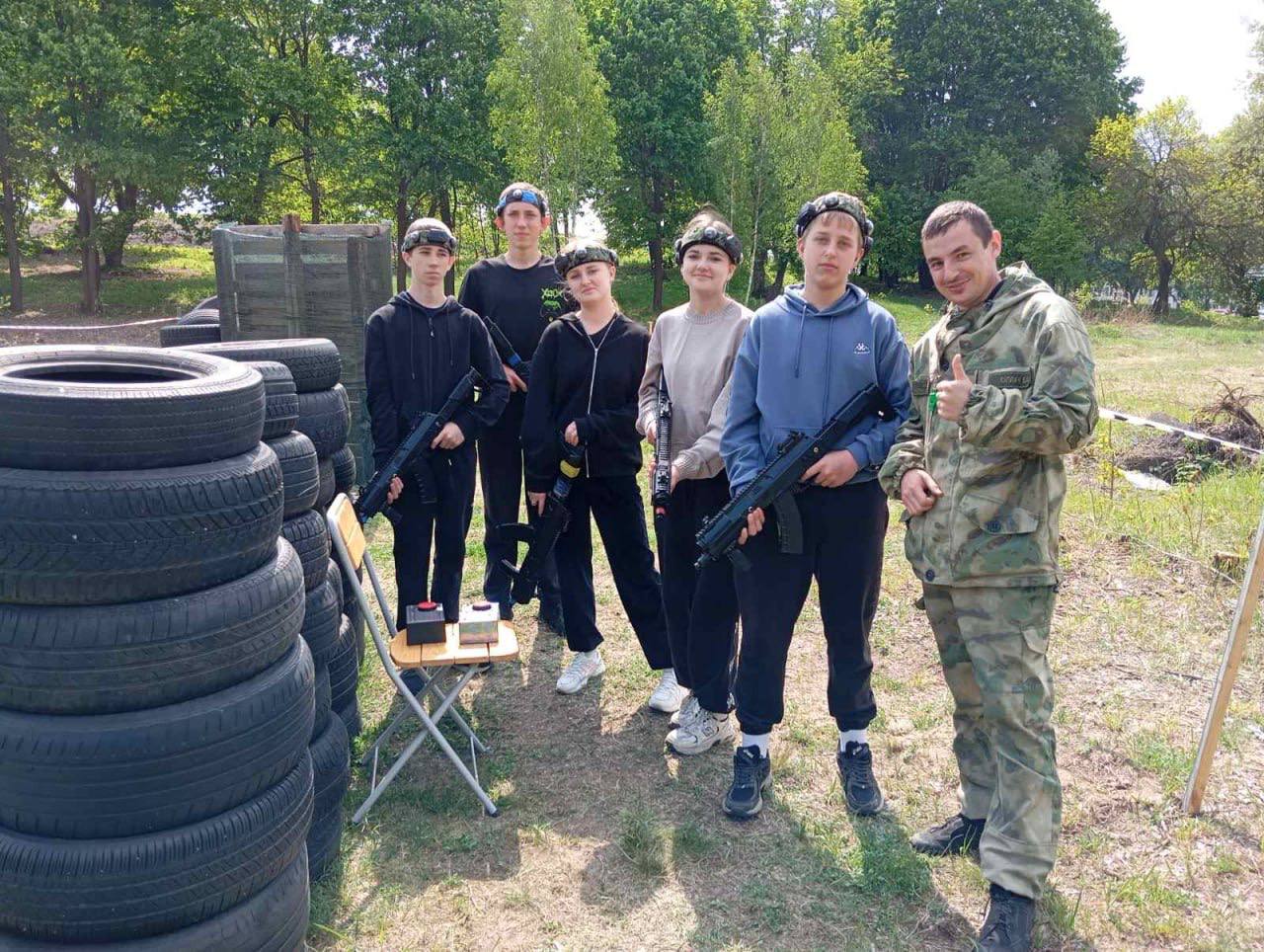 Команда Погост-Загородской средней школы приняла участие в областном турнире по внеаренному лазертагу "Солдаты Победы"