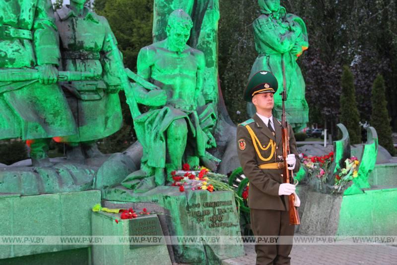 Митинг у мемориального комплекса партизанам Полесья