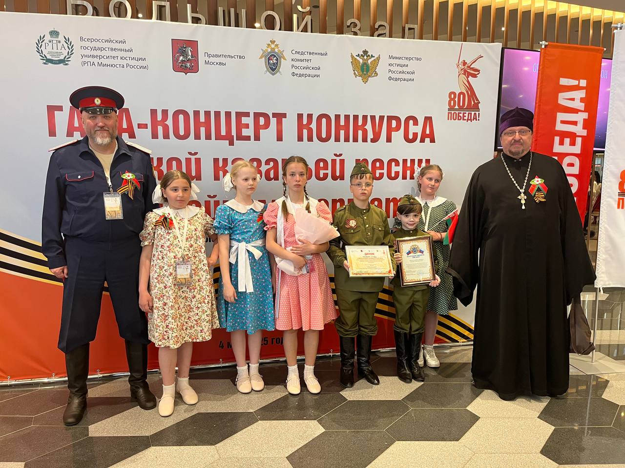 Детский ансамбль «Варварики» приняли участие в конкурсе детской казачьей песни