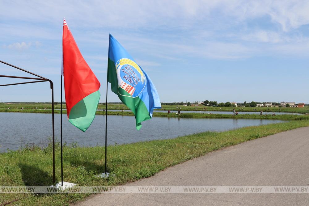 В Пинском районе соревновались рыбаки