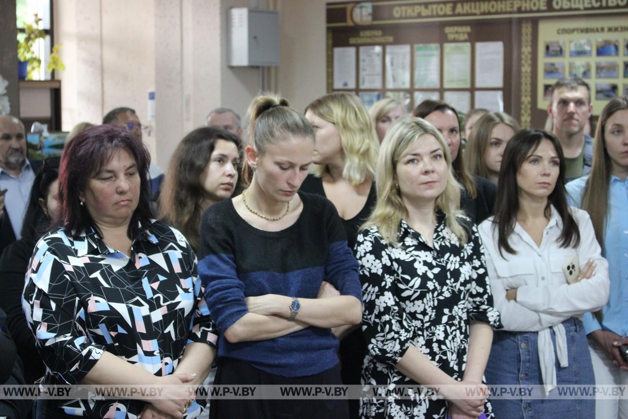В ОАО «Строительный трест № 2» открылась передвижная выставка «Беларусь непобедимая»