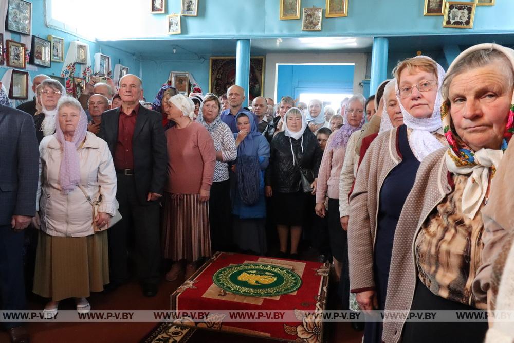 Храм Рождества Пресвятой Богородицы в деревне Остров отмечает 300-летие