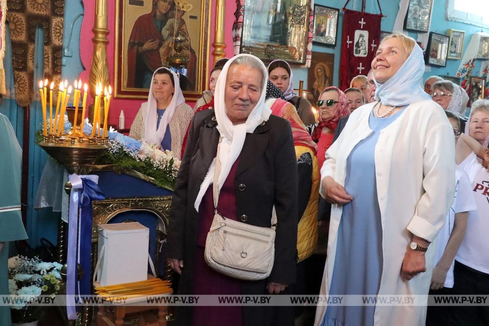 Храм Рождества Пресвятой Богородицы в деревне Остров отмечает 300-летие