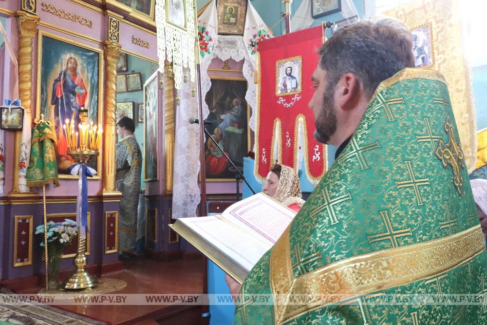 Храм Рождества Пресвятой Богородицы в деревне Остров отмечает 300-летие