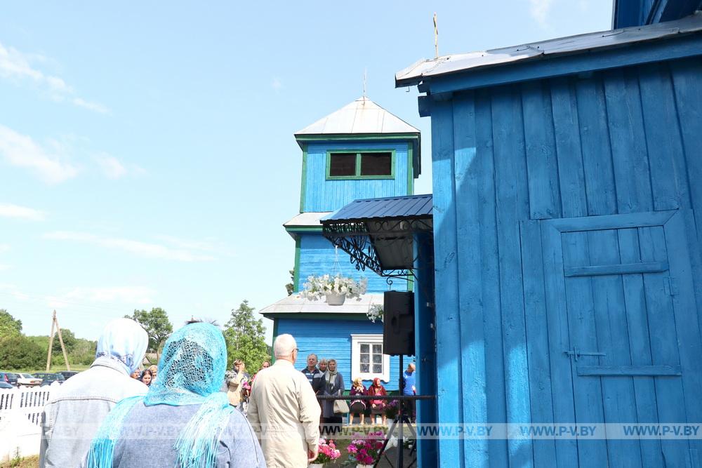 Храм Рождества Пресвятой Богородицы в деревне Остров отмечает 300-летие