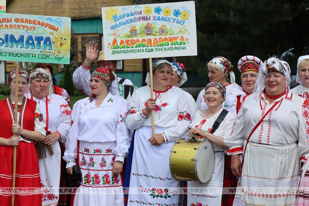 З самабытнай культурай Палескага краю пазнаёміў “Фальварак мінулага”