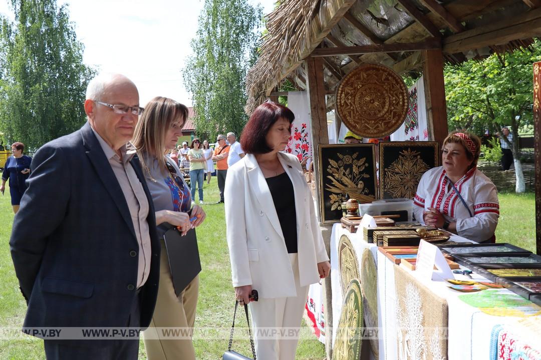 З самабытнай культурай Палескага краю пазнаёміў “Фальварак мінулага”