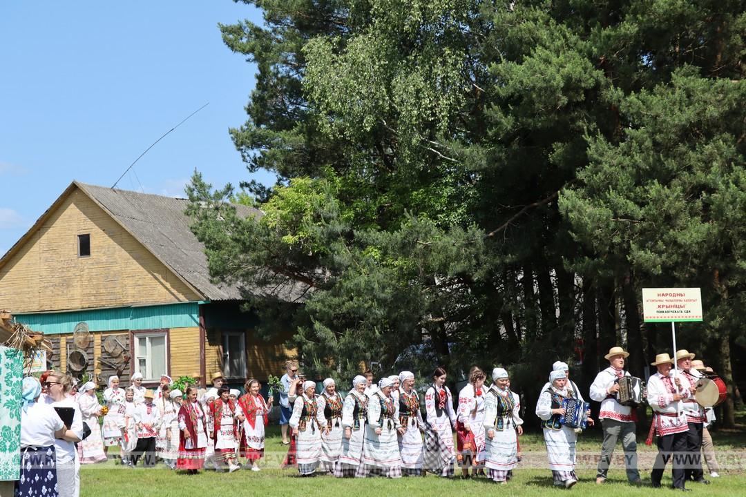 З самабытнай культурай Палескага краю пазнаёміў “Фальварак мінулага”