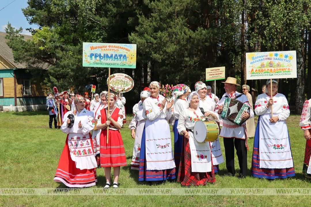 З самабытнай культурай Палескага краю пазнаёміў “Фальварак мінулага”