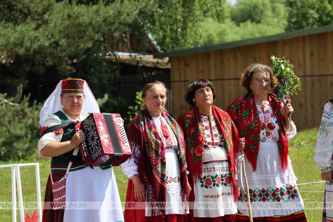 З самабытнай культурай Палескага краю пазнаёміў “Фальварак мінулага”